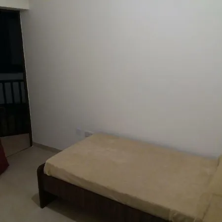 Ta' Natnat Holiday Apartman Żejtun