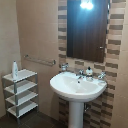Ta' Natnat Holiday Apartman Żejtun