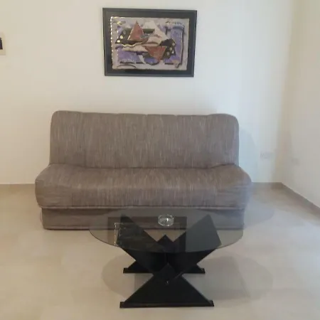 Ta' Natnat Holiday Apartman Żejtun